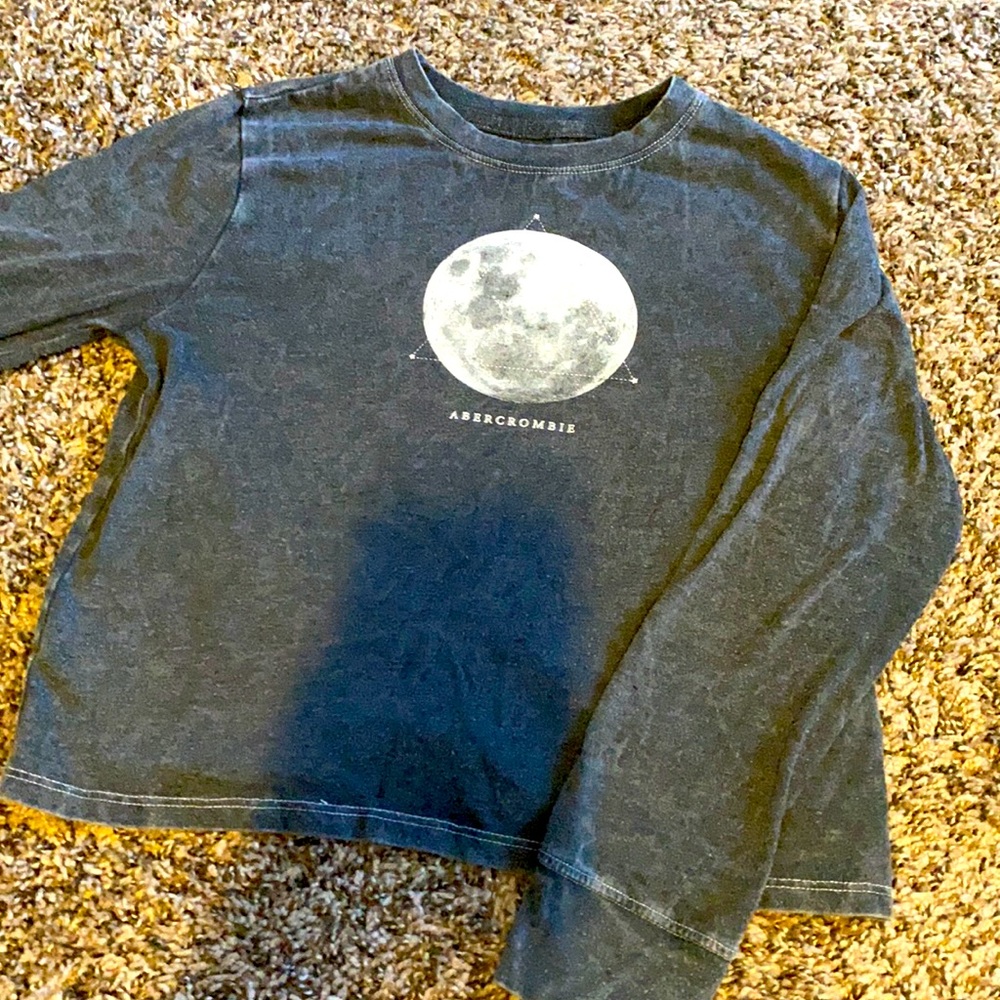 Girl Abercrombie long sleeve